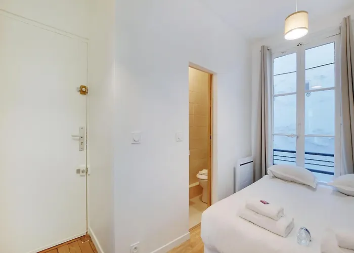 Charming Flat Near Grands Boulevards *