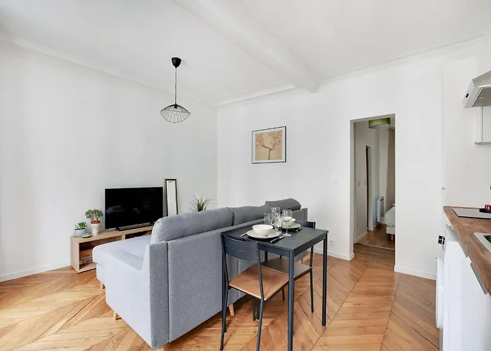 Charming Flat Near Grands Boulevards アパート パリ