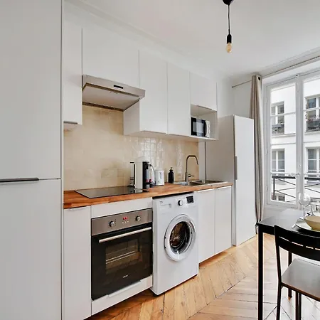 Charming Flat Near Grands Boulevards *